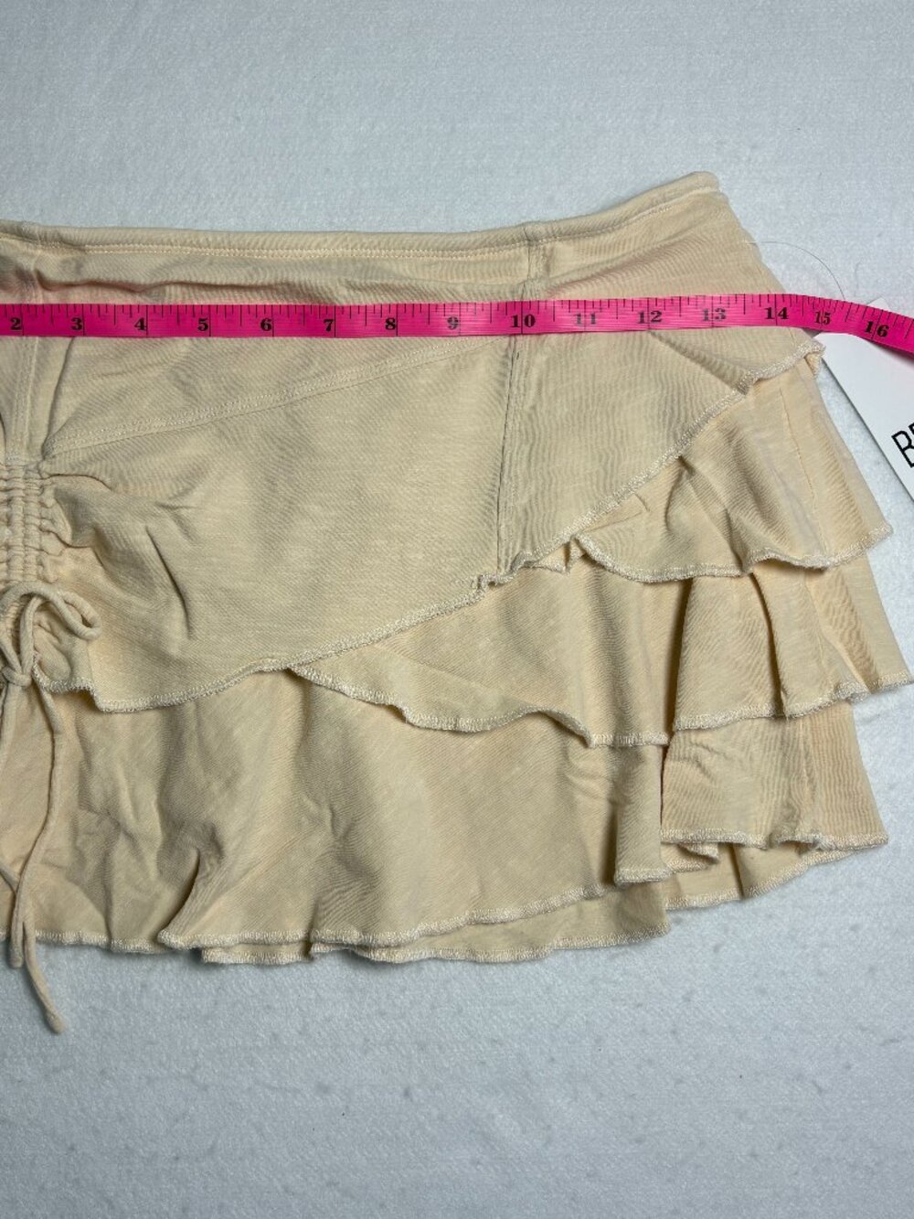 BDG Urban Outfitters Lunaskirt Women's Cream Ruched Ruffle Mini Skirt Coquette M - Picture 6 of 9